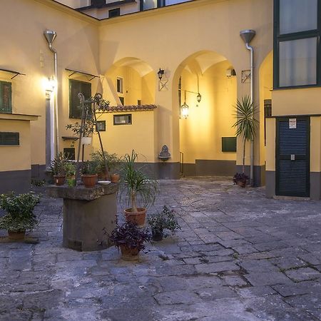 Napul'E Apartament Napoli Eksteriør billede