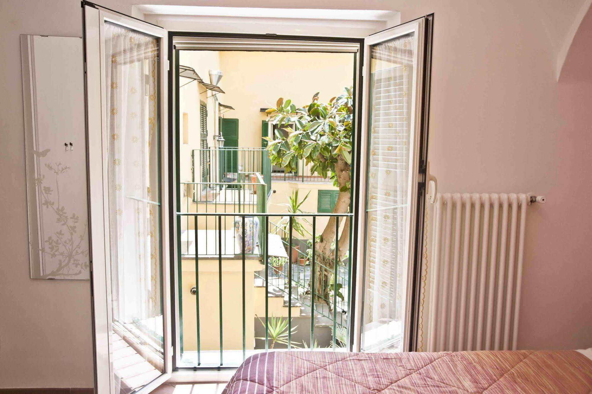 Napul'E Apartament Napoli Eksteriør billede